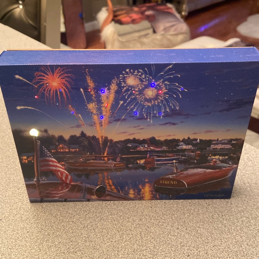 Fourth of July light up picture